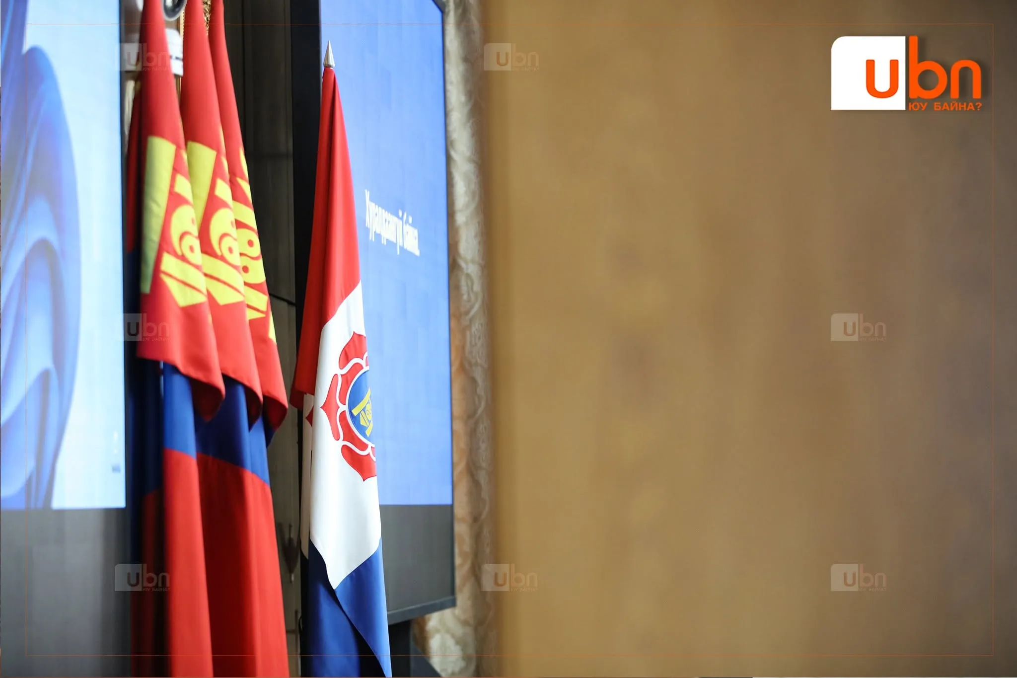МАН-ын бүлгийн гишүүд орон нутагт 2027 оны төсвөө танилцуулж яваа тул өнөөдөр хуралдахгүй