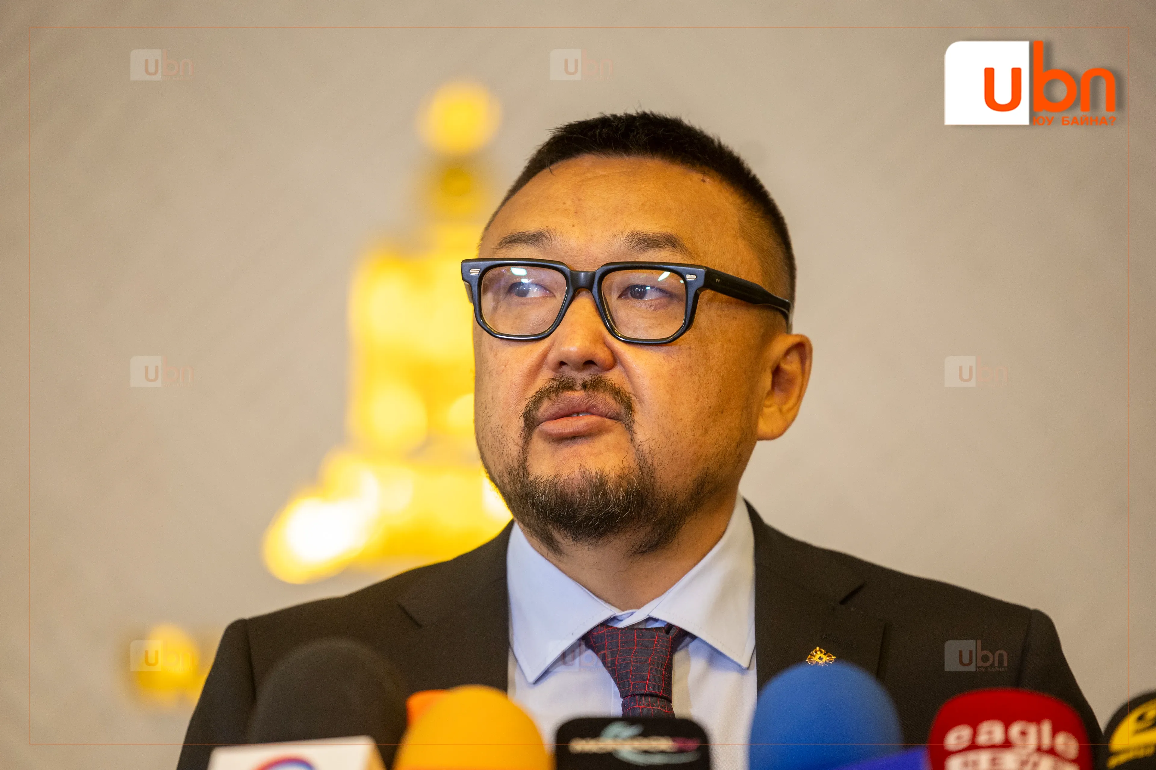 З.Мэндсайхан: 435 мянган ахмадын тэтгэврийг 11-р сарын 1-нээс 100-300 мянган төгрөгөөр нэмэгдүүлэхээр боллоо