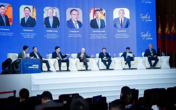 “Монголын эдийн засгийн форум-2025”-д онцлох төслүүдээ танилцууллаа