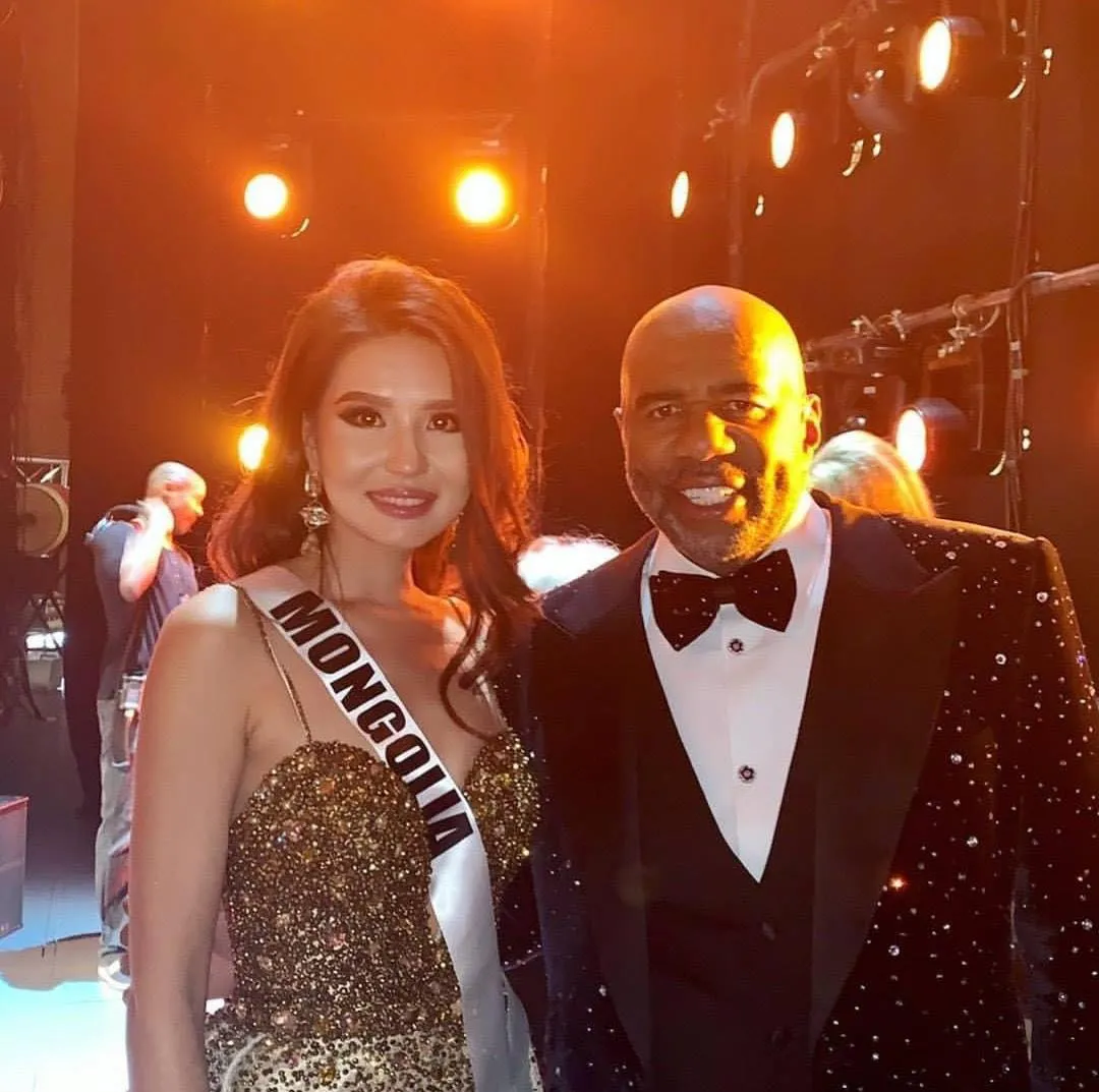 legacy:miss univers mongolia/220331-132658-2.png