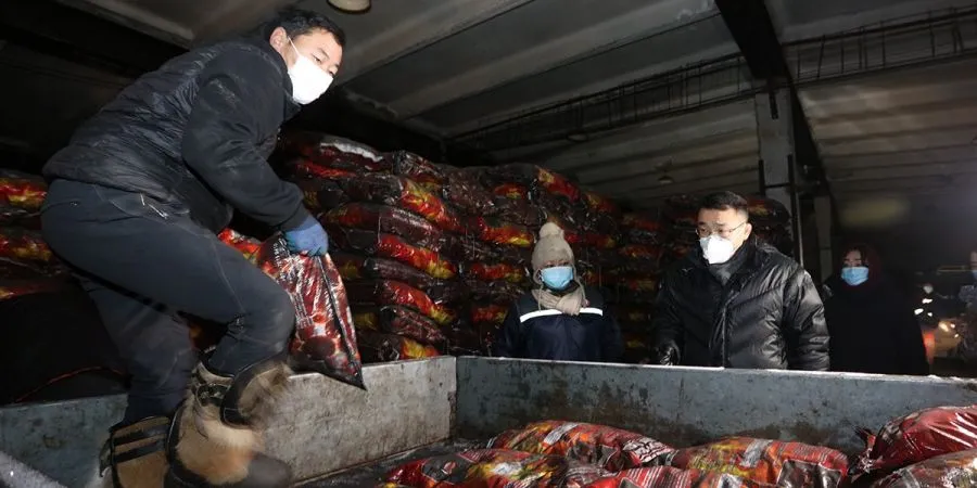 Зорилтот бүлгийн айл өрхөд 485 тонн сайжруулсан түлш олгожээ