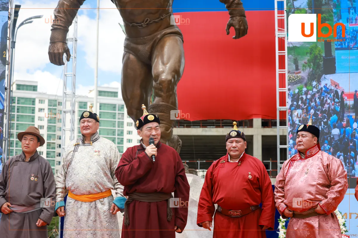 legacy:munkhbatavargahushuu/03.png