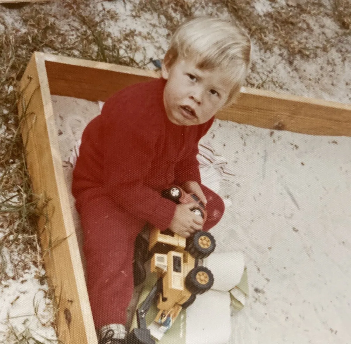 legacy:Амараа зураг/Elon Musk/EOXYYSIVUAAPnAs.jfif