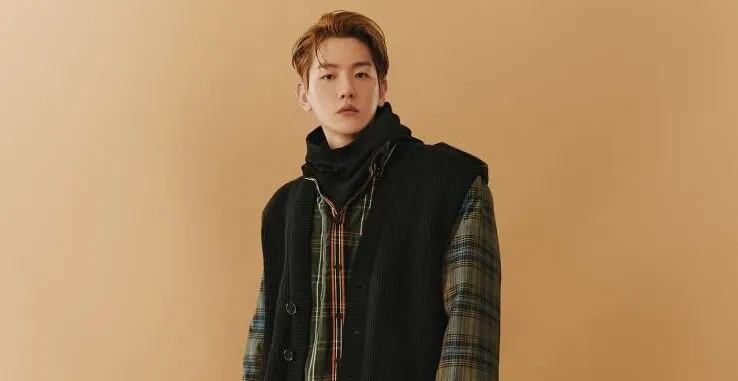 EXO хамтлагийн дуучин Бэкхён "Burberry" брендийн элч төлөөлөгч болжээ