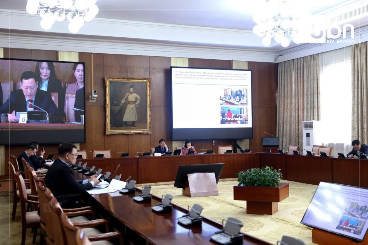 “Газрын тосны бүтээгдэхүүн хуваах гэрээнээс Монгол Улсын хүртэх үр ашгийг нэмэгдүүлэх тухай” тогтоолын хэрэгжилтийн талаар мэдээлэл сонслоо