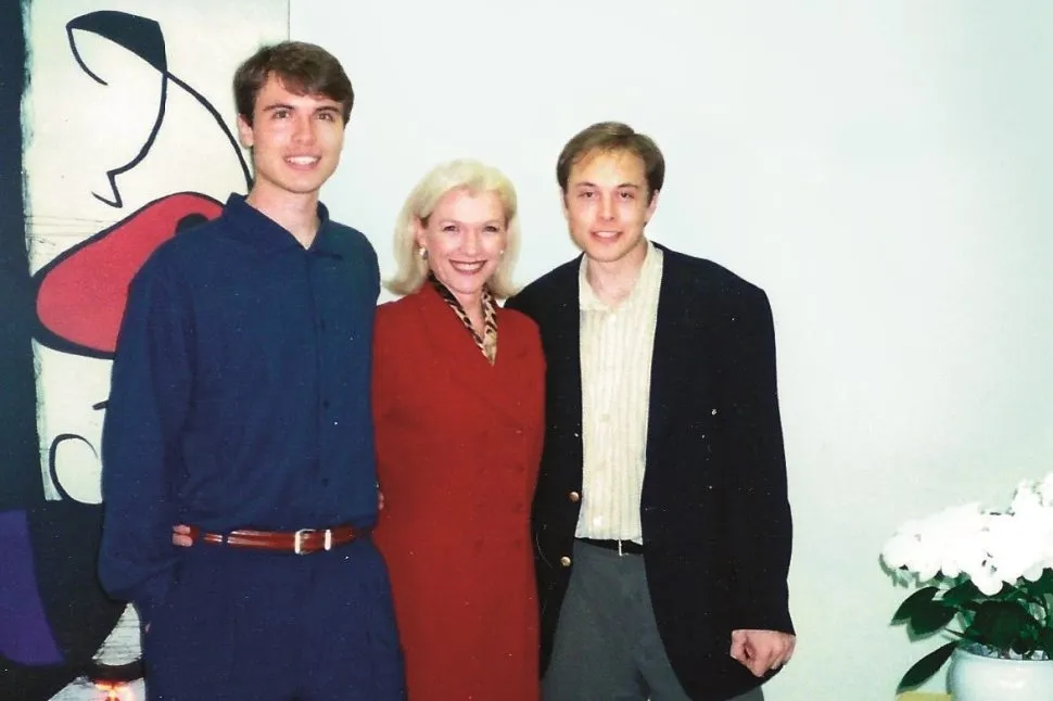 legacy:Амараа зураг/Elon Musk/ART16_1996-Zip2-funding-celebration-e1579285262511.jpg