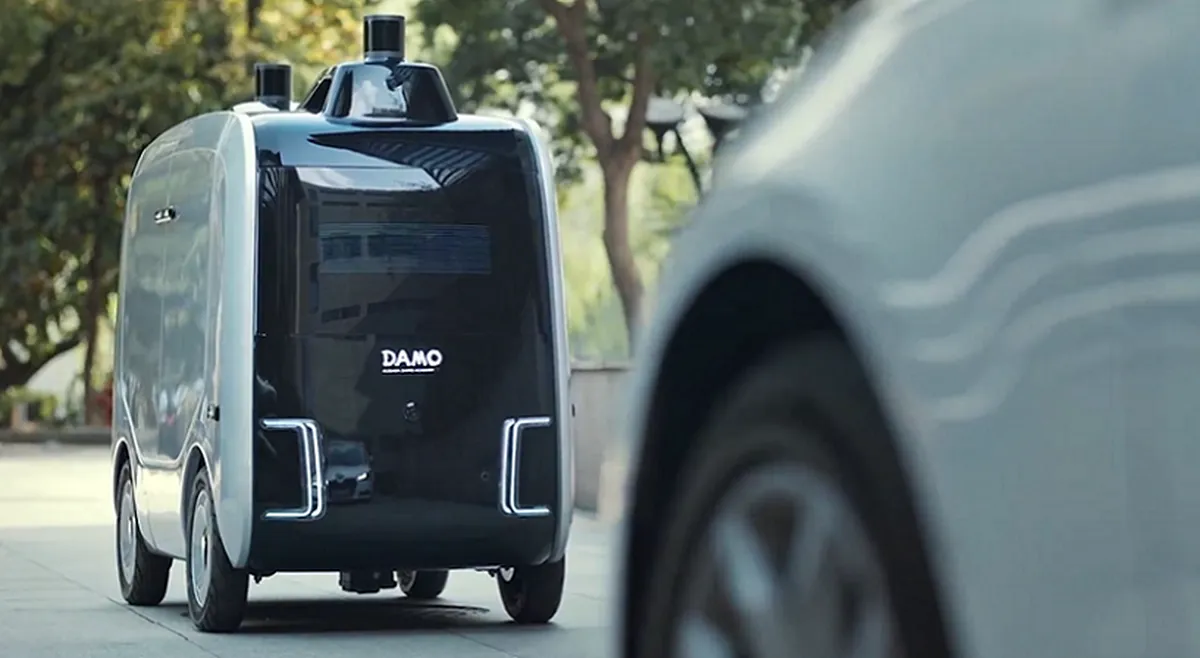 “Alibaba” захиалга хүргэх анхны автомат ложистик роботоо танилцуулжээ