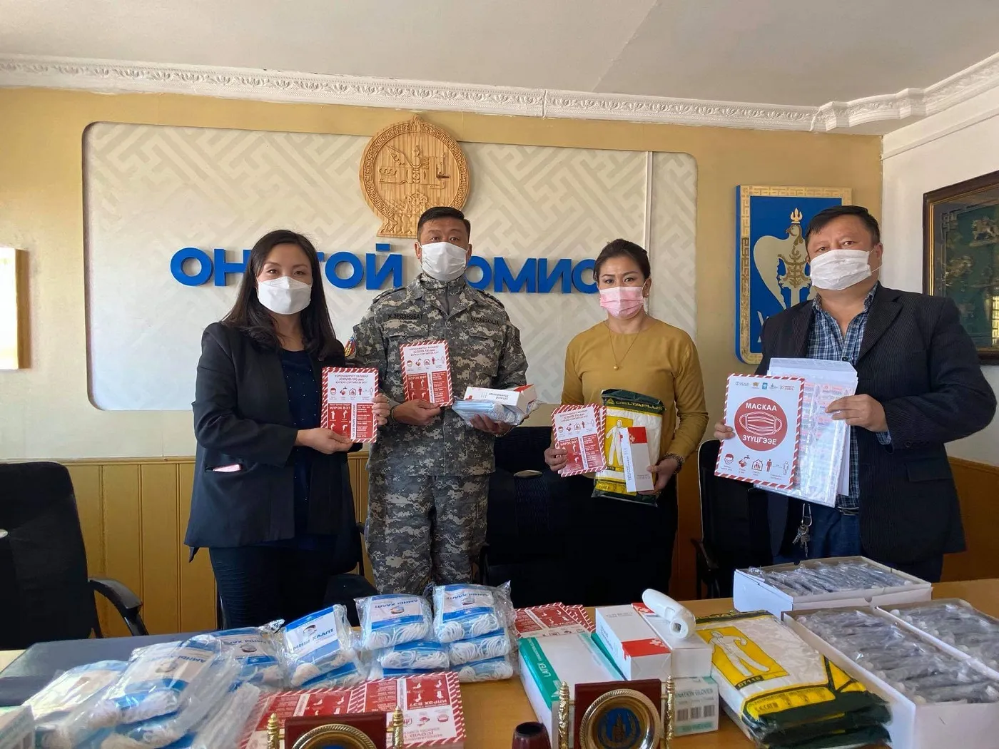 “Мерси Кор Монгол” ОУБ-аас 36 сая төгрөгийн үнэ бүхий тусламжийг хүлээлгэн өглөө