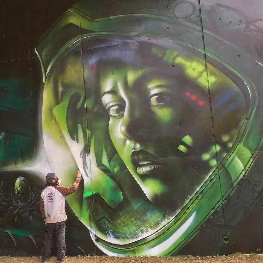 legacy:upload/images/ni/2020/06/26/The-graffiti-of-this-French-street-artist-seems-to-come-alive-and-come-off-the-walls-5ef33f7dd4d2e__880-111922-935571697.jpeg