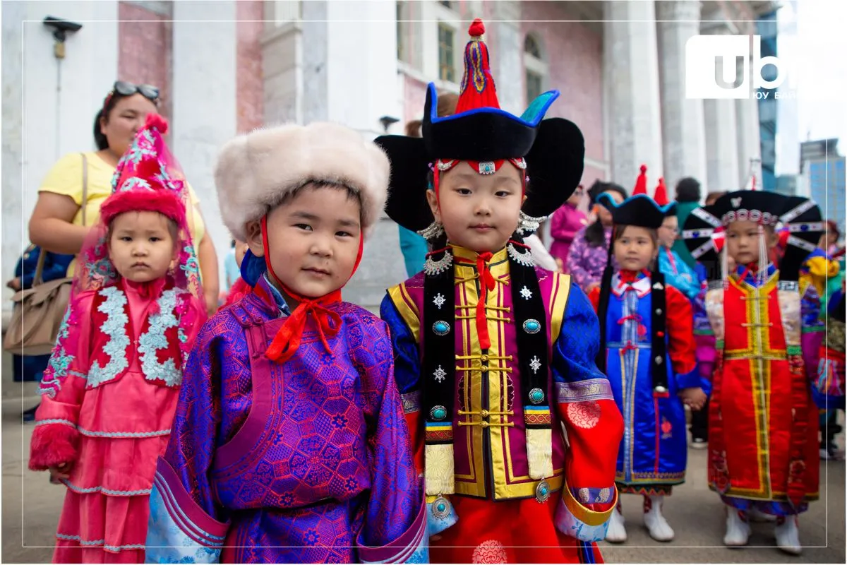 legacy:DEELTEI MONGOL-2022/ээбээобраоброаб.jpg