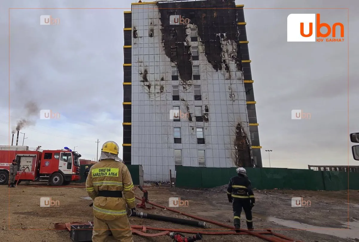 Саруул өргөө хотхоны А байранд гарсан галыг 20 алба хаагч ажиллаж, унтраалаа