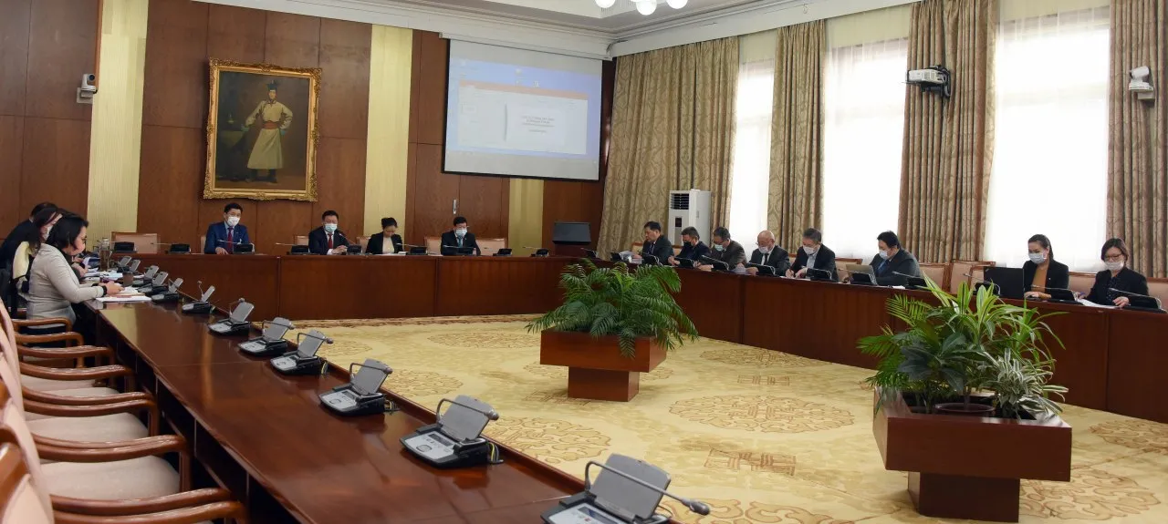 Хорин мянгаас дээш хүн амтай бол орон нутгийн зэрэглэлтэй хот болгоно