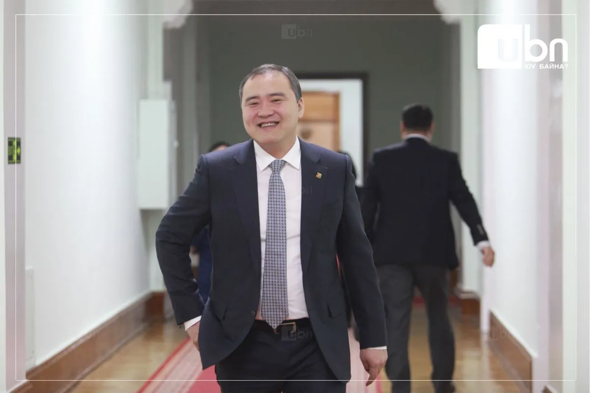 Л.Гантөмөр: ЗГ-ын үйл ажиллагааны гэрээг заавал УИХ дахь намын бүлэг батлах шаардлагагүй. Гэхдээ гишүүдээс тодорхой саналуудыг авсан