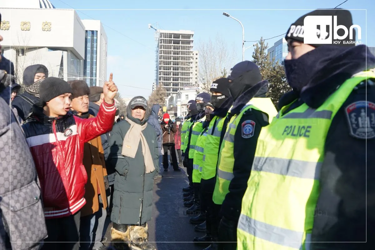 Төв талбайн хоёр талын замын хөдөлгөөнийг ХААЖЭЭ