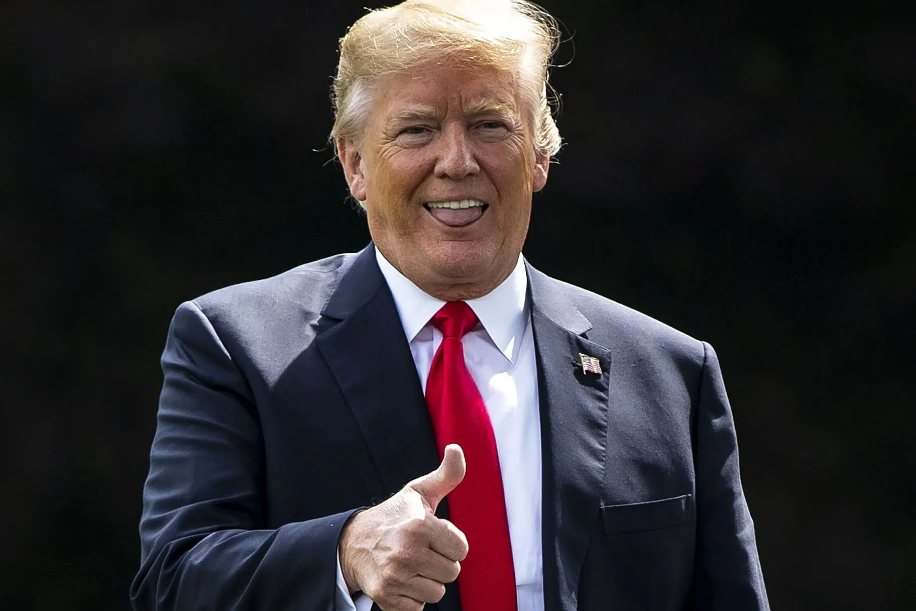 Дональд Трампын шинжилгээний хариу сөрөг гарлаа