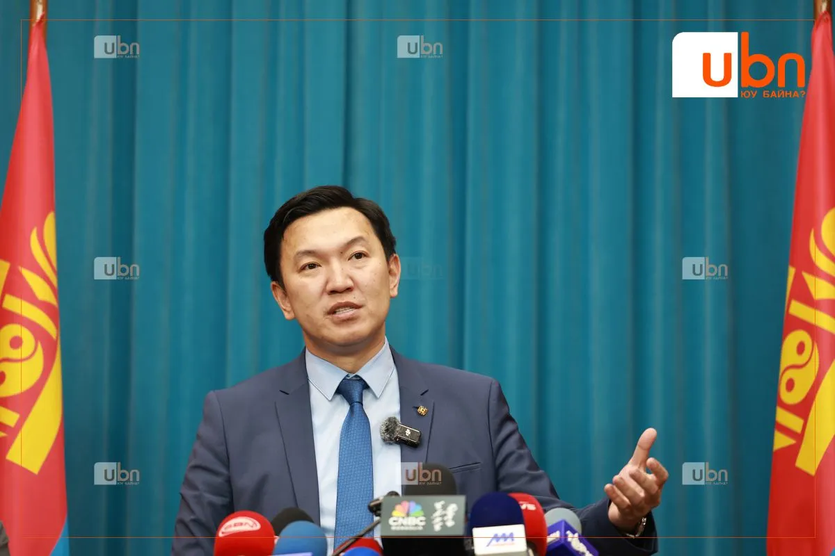 Н.Учрал: Эс үйлдэл гаргаад байгаа дарга нарыг би мэдэж байгаа. Төр нэг сувгаар ажиллана. Төрийн ажлыг сэтгэл гаргаж хий