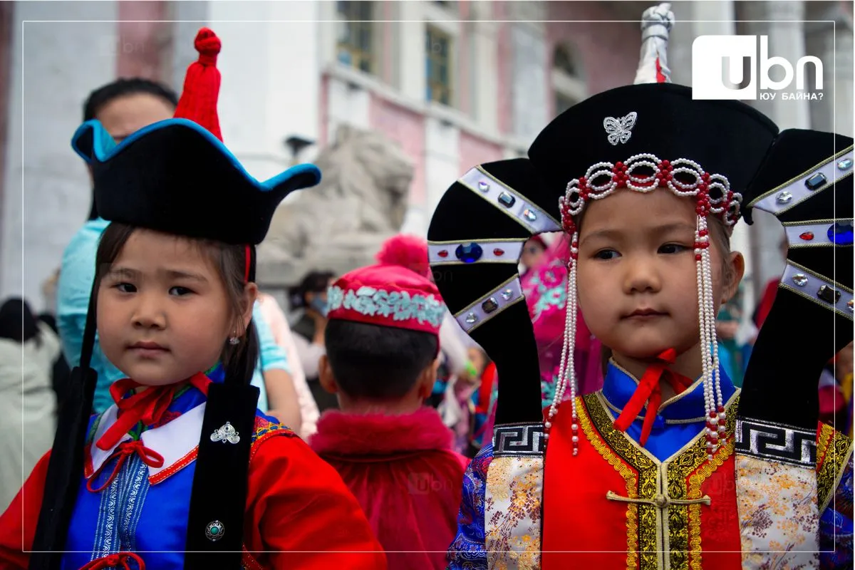 legacy:DEELTEI MONGOL-2022/аххах.jpg