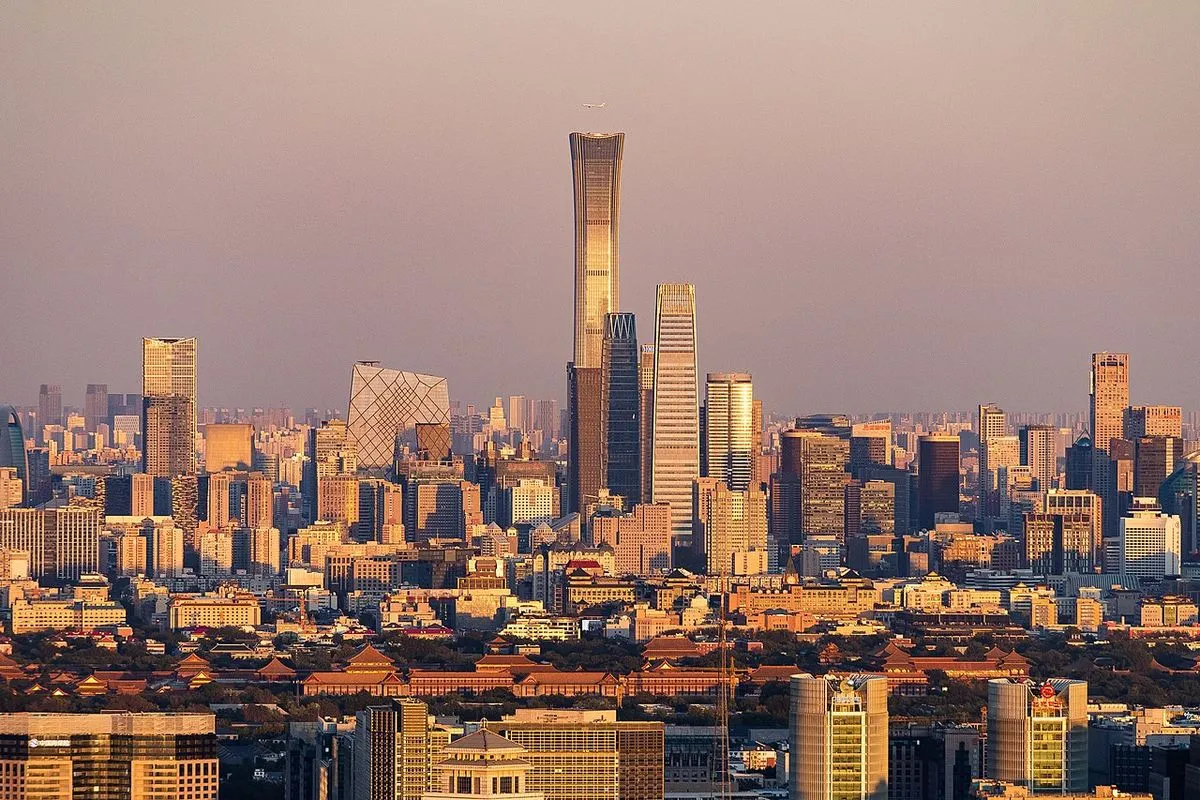 legacy:beijing 2022/Skyline_of_Beijing_CBD_with_B-5906_approaching_(20211016171955).jpg