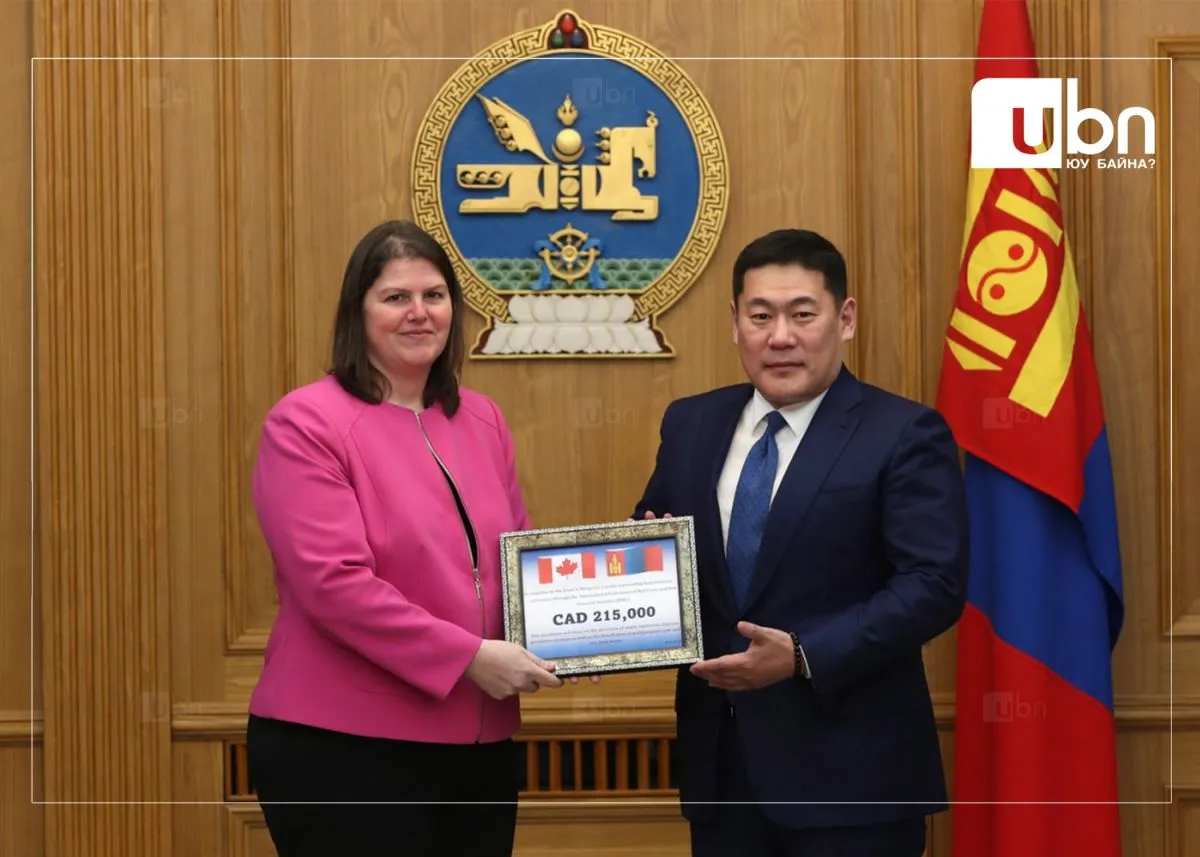 Канад Улс хүмүүнлэгийн тусламж үзүүлэхээр боллоо
