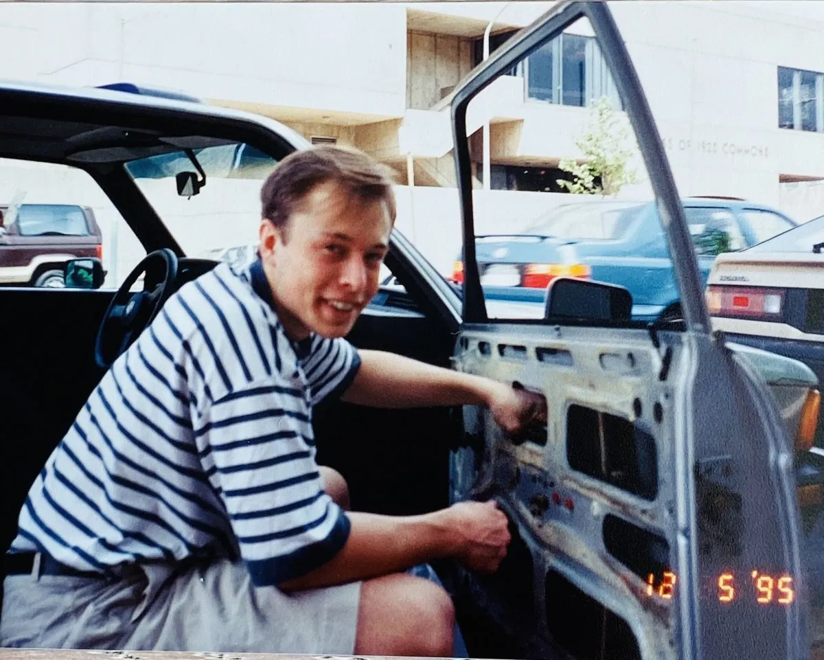 legacy:Амараа зураг/Elon Musk/ELcuqprU8AAoGB4.jfif