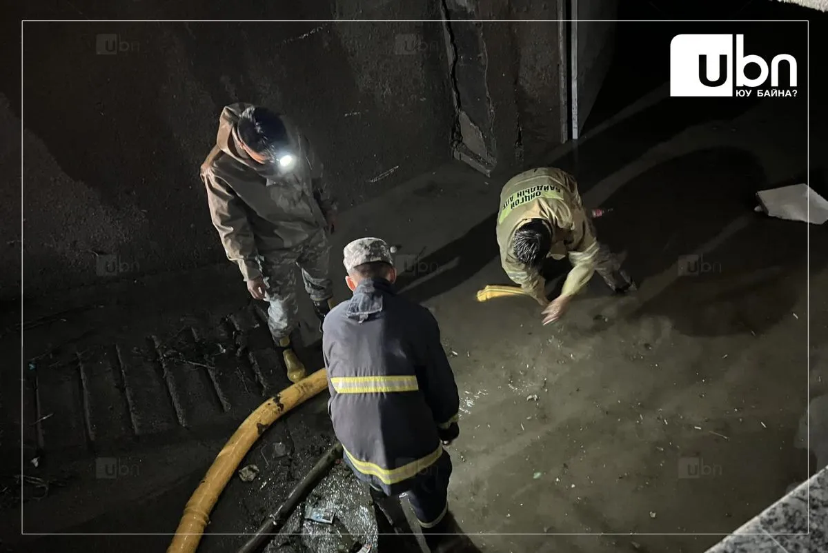 60 байрны усыг соруулж дуусаад дахин 37 байрны усыг соруулж байна