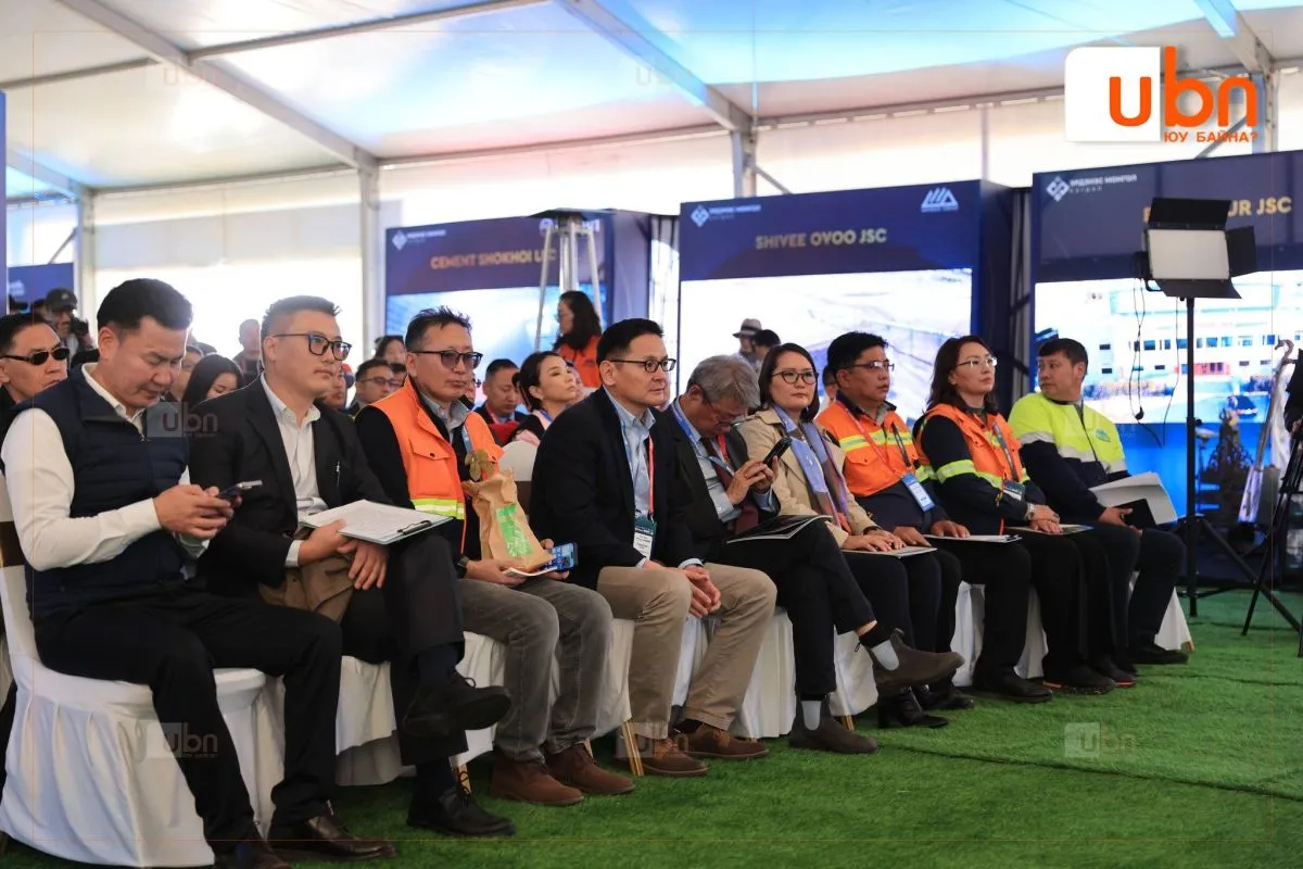 “MININGWEEK&MINEPRO-2025” олон улсын үзэсгэлэн, чуулга уулзалт болж байна