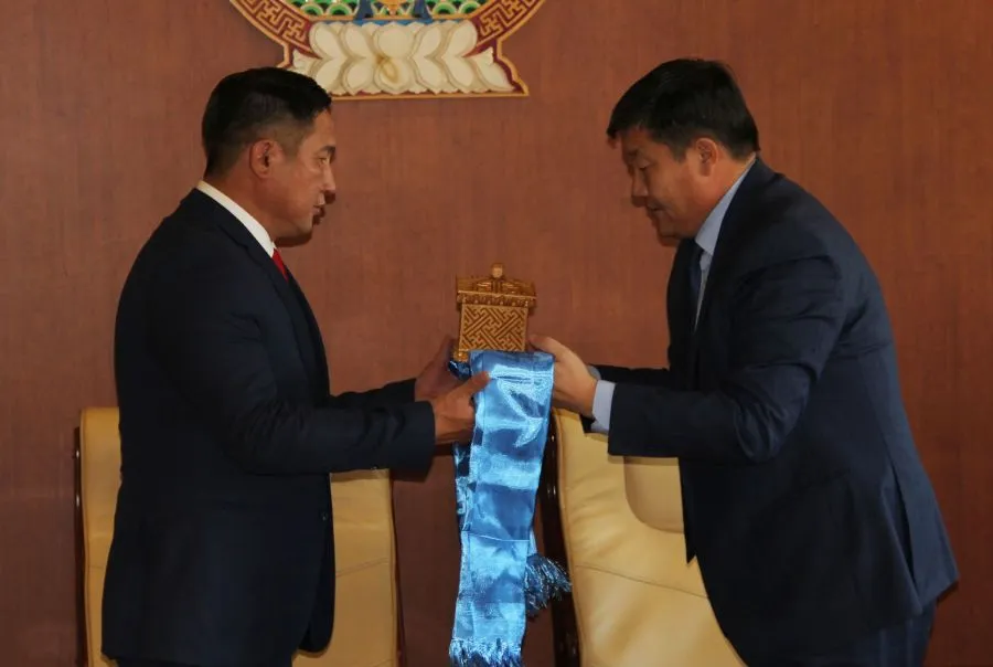Өвөрхангай аймгийн Засаг даргаар А.Ишдоржийг томиллоо