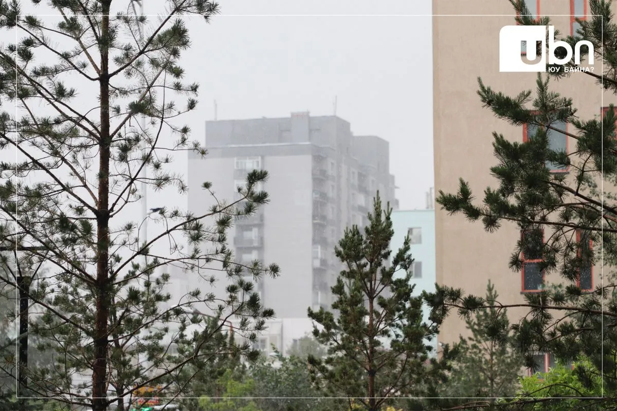 СЭРЭМЖЛҮҮЛЭГ: Өнөөдрөөс ихэнх нутгаар дуу цахилгаантай аадар бороо орох тул болзошгүй эрсдэлээс сэргийлэхийг анхааруулж байна