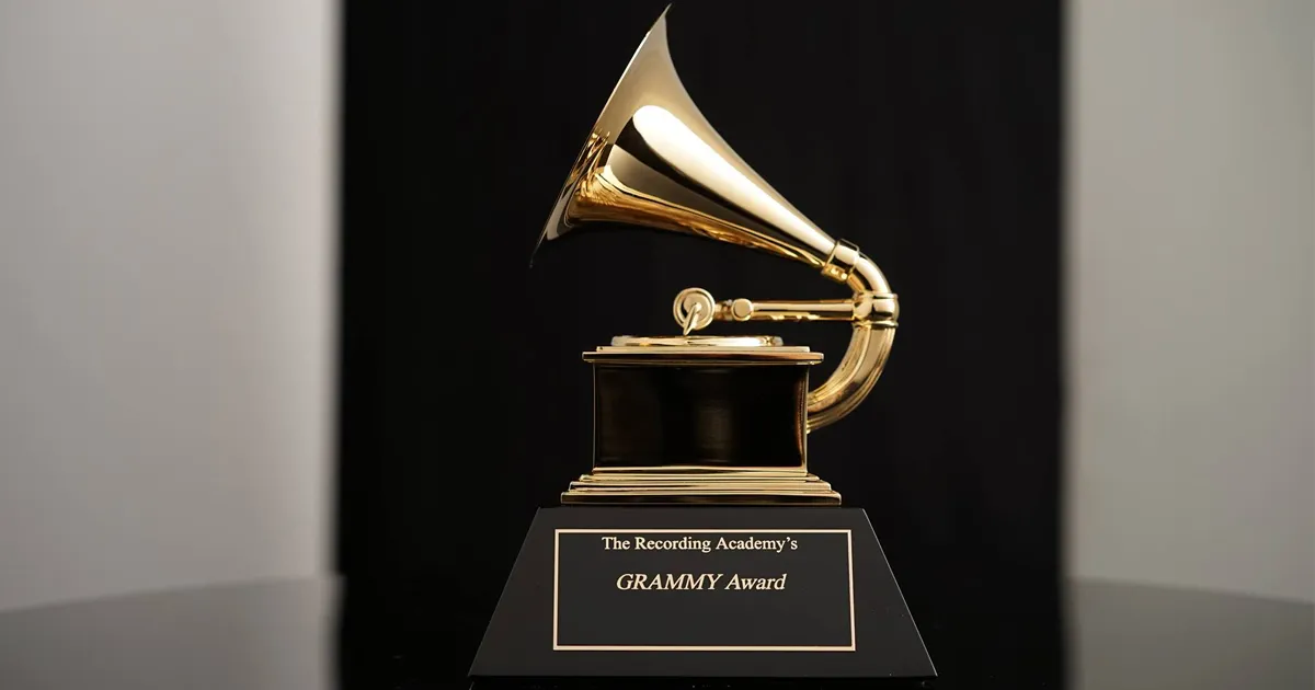 “Grammy”-н шагнал гардуулах ёслолыг хойшлуулав