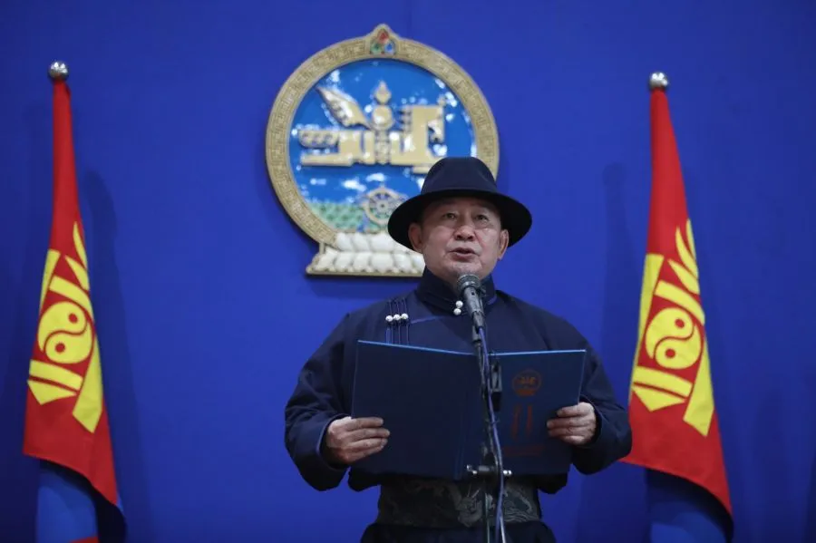 Завхан аймгийн 227 ээжид “Эхийн алдар” одон гардууллаа