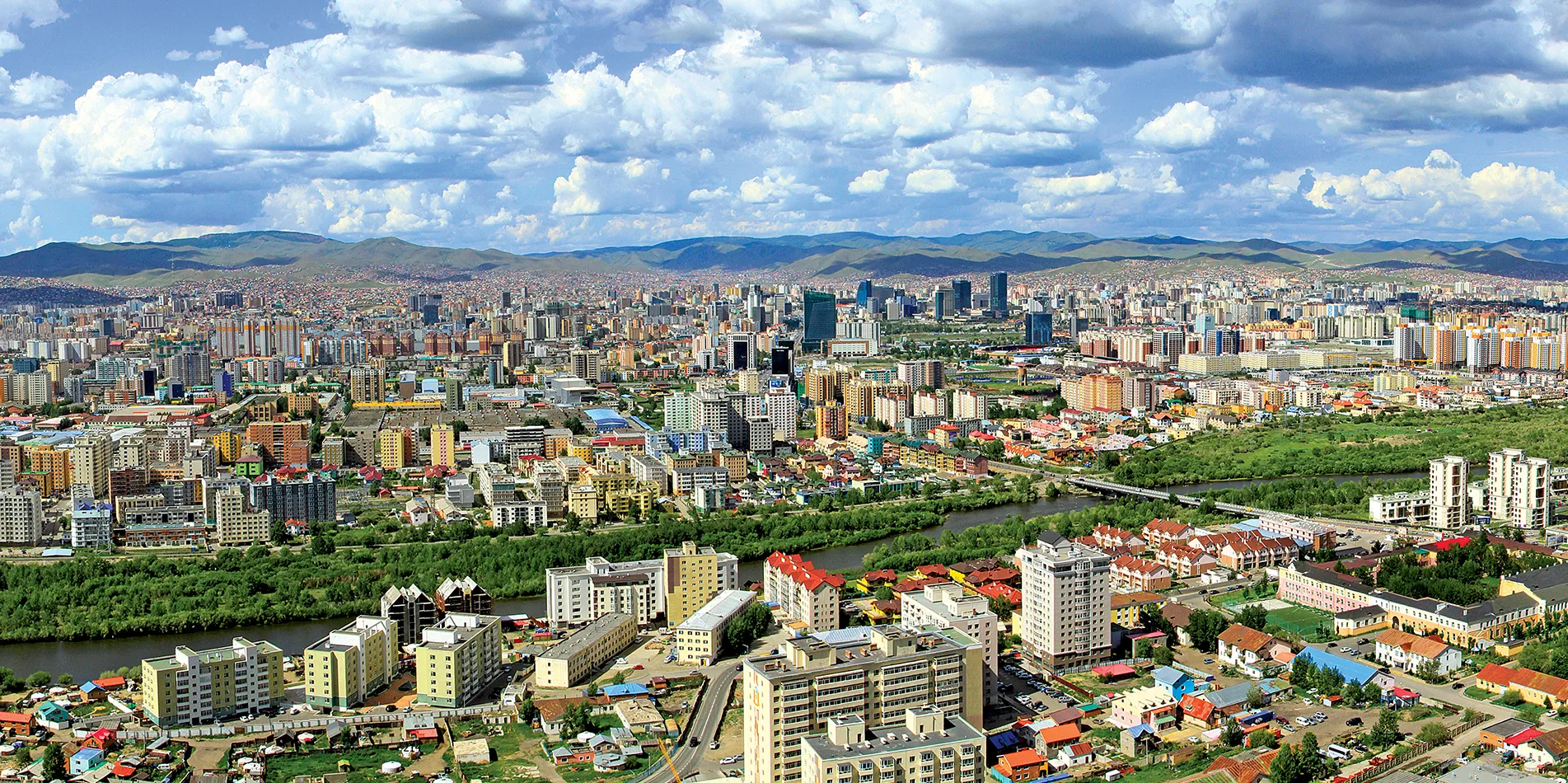 Улаанбаатарт 25 хэм дулаан байна