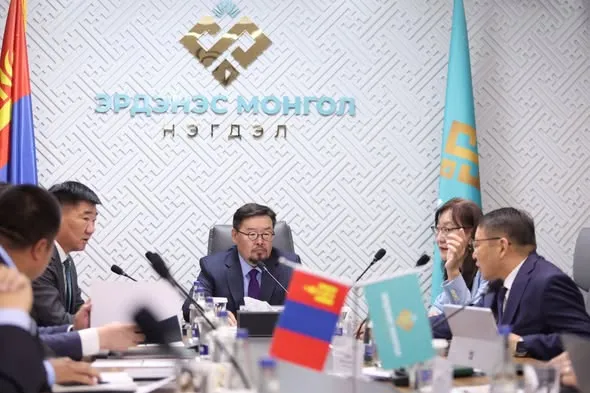 legacy:2025/11/baagii/iioubikhu.jpg