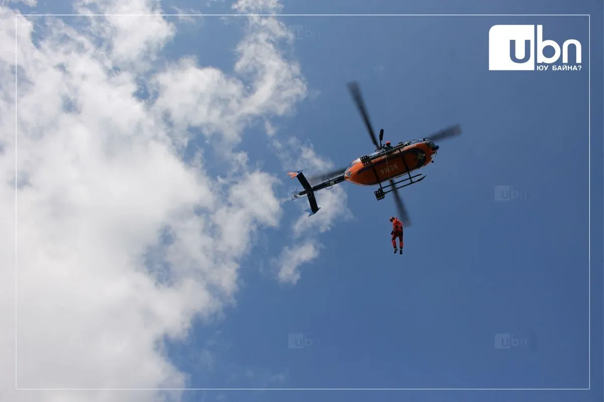 ФОТО: Өндөр уул, хаданд аврах ажиллагаа зохион байгуулжээ
