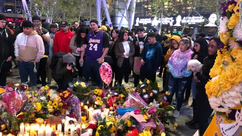 legacy:upload/images/ni/2020/01/28/200127041931-02-midnight-mourning-for-kobe-exlarge-169 (1)-115725-956675206.jpeg