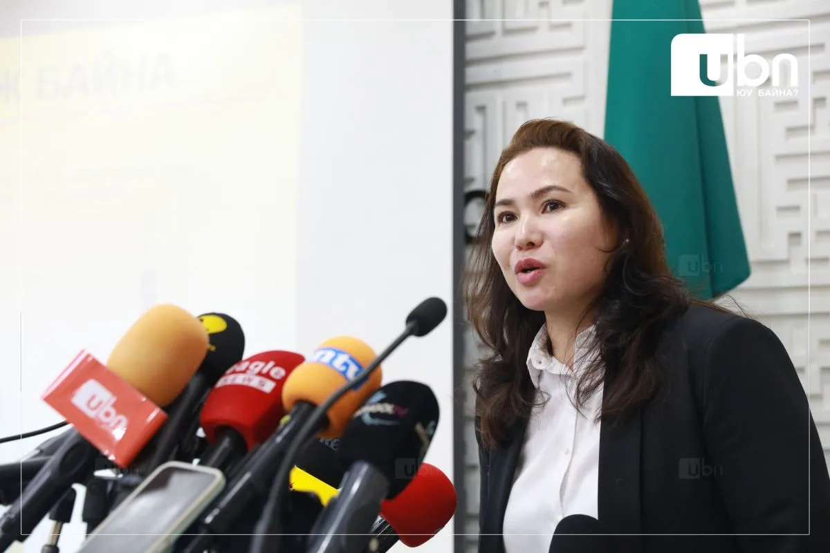 А.Хишигбаяр: Ажил олгогчийн төлж буй 1 хувь, даатгуулагчийн төлж буй 1 хувийг бэлэн мөнгө болгож хадгална