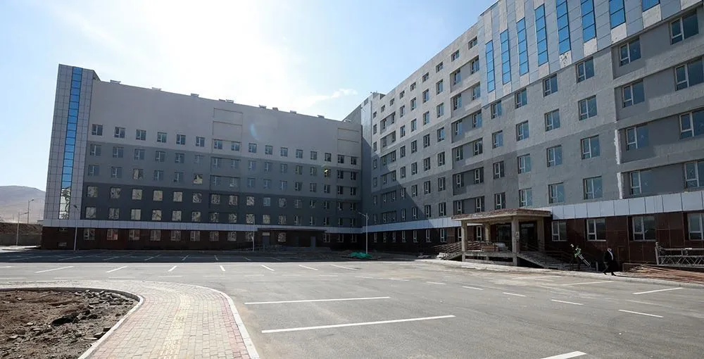 Хан-Уул дүүрэгт баригдаж буй төрөх эмнэлгийг тусгаарлалтын журмаар ашиглахаар болжээ