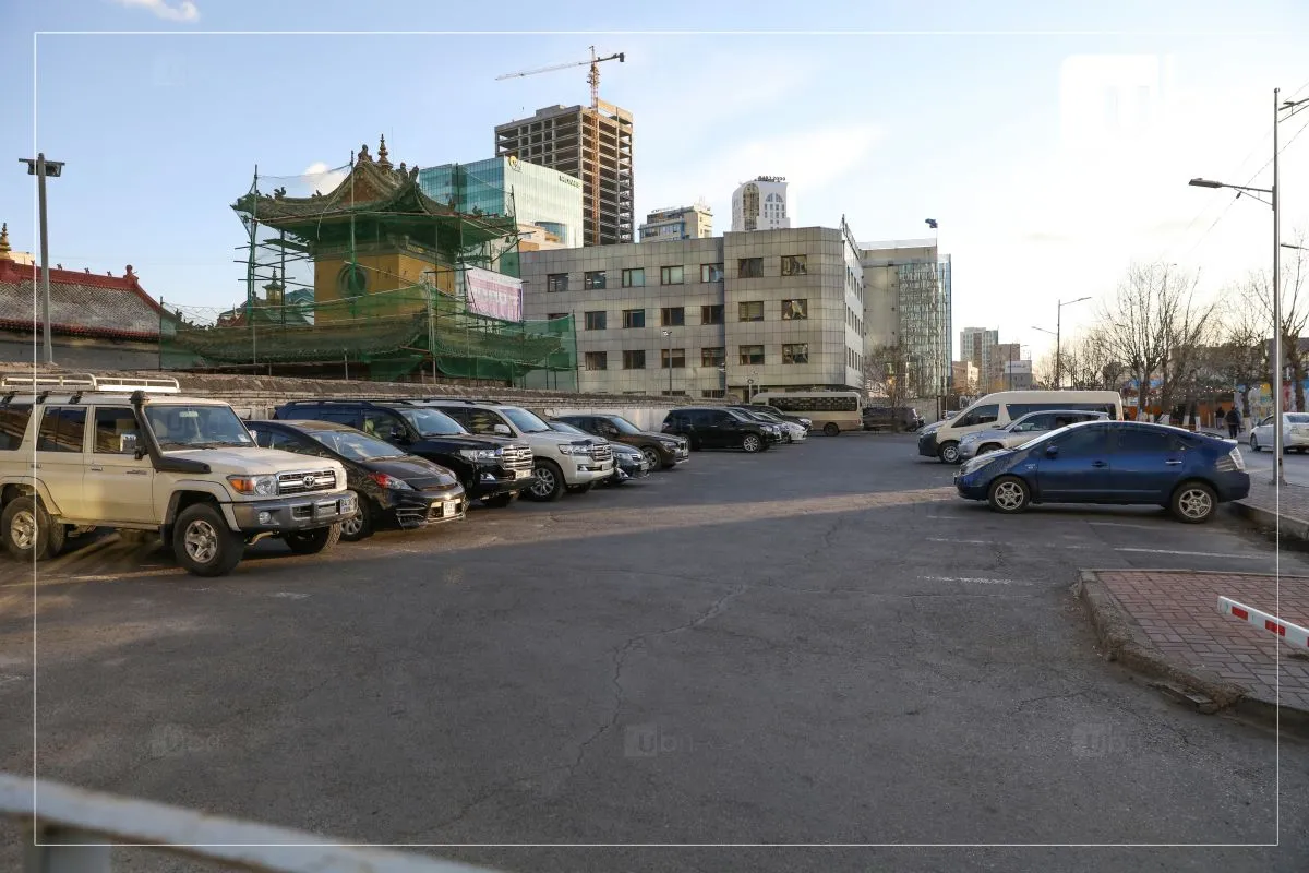 Газрын түрээсийн төлбөрийг Чойжин ламын сүм музей төлж, хувийн хэвшил орлогыг нь авдаг байсныг зогсоолоо