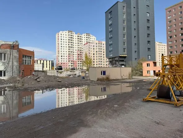АЛТАЙ ХОТХОН ОРЧИМД 640 ХҮҮХДИЙН СУУДАЛТАЙ СУРГУУЛЬ БАРИНА