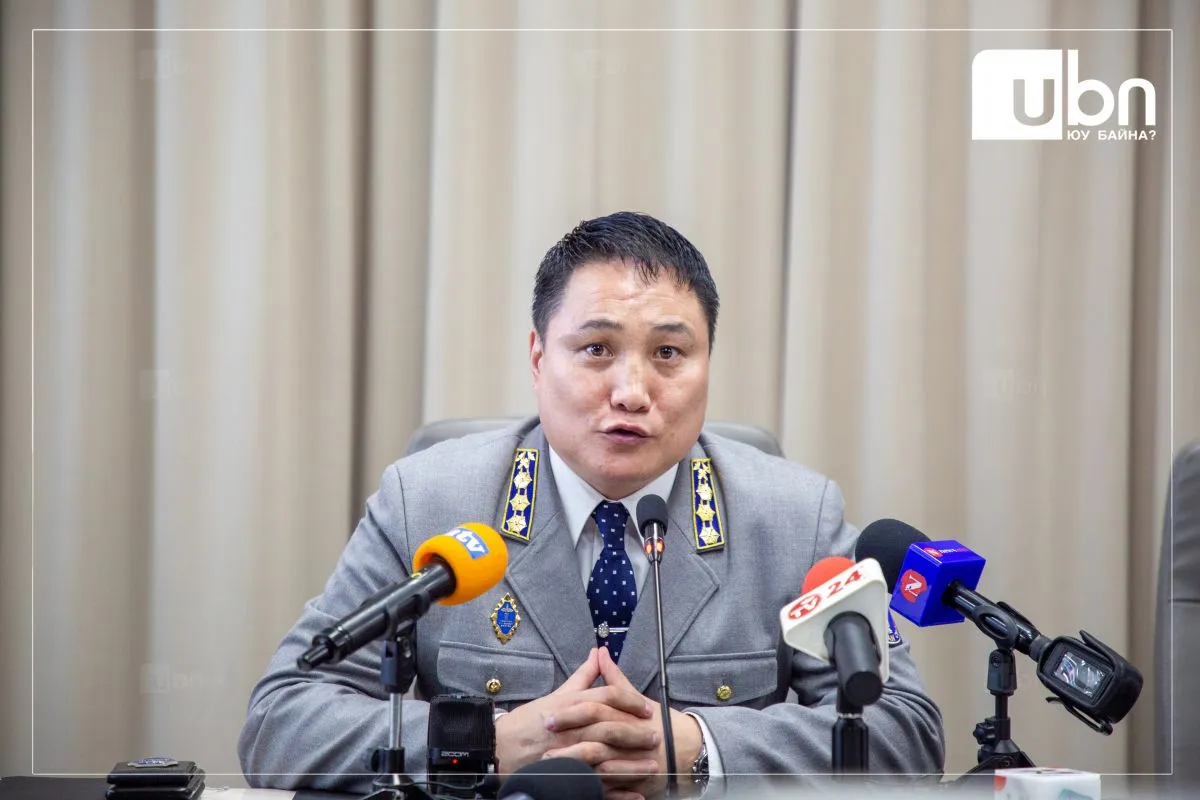 ГЕГ: Гаалийн ажилтны гэрт үзлэг хийхэд 60,000 орчим рубль, 10 орчим үл хөдлөх хөрөнгийн гэрчилгээ олдсон