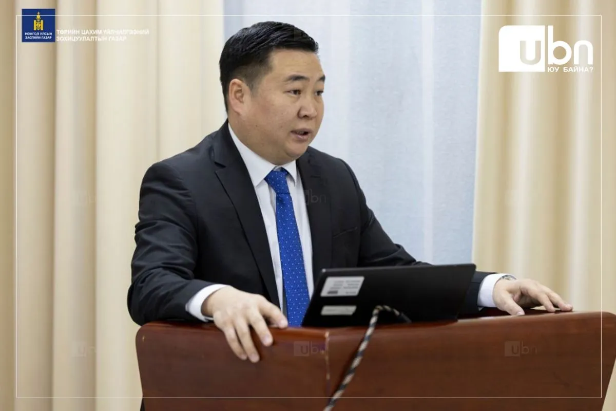 П.Батбаатар: Түгжрэлд саатахгүйгээр төрийн үйлчилгээг зуслангаасаа ч авч болох “Хурдан“ явуулын цэгийг ажиллуулж эхэллээ