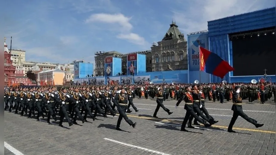 Монгол цэргүүд Ялалтын баярын жагсаалд оролцохоор Москва хотод очжээ