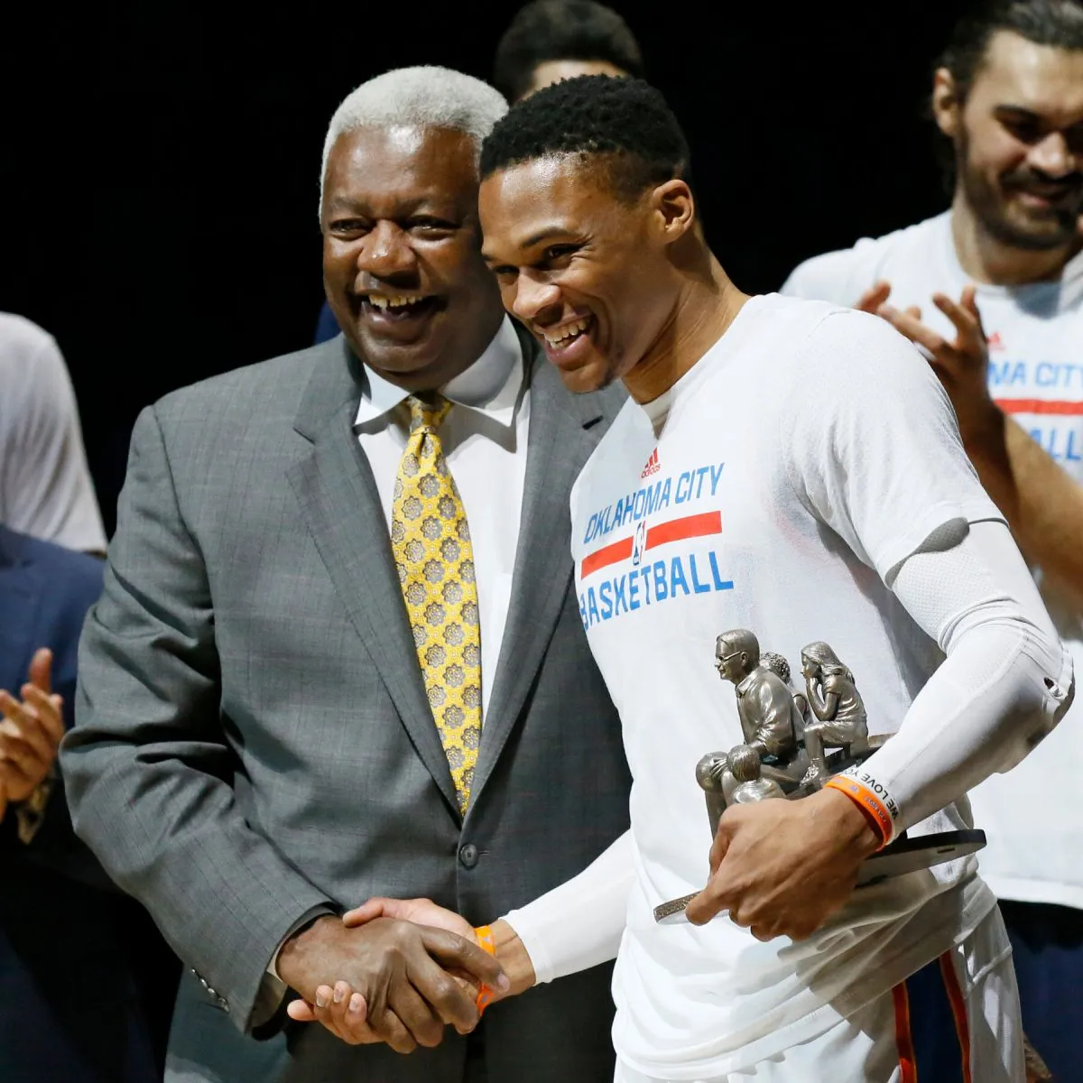 legacy:Амараа зураг/westbrook/05nba-oscar-AP-mobileMasterAt3x.jpg