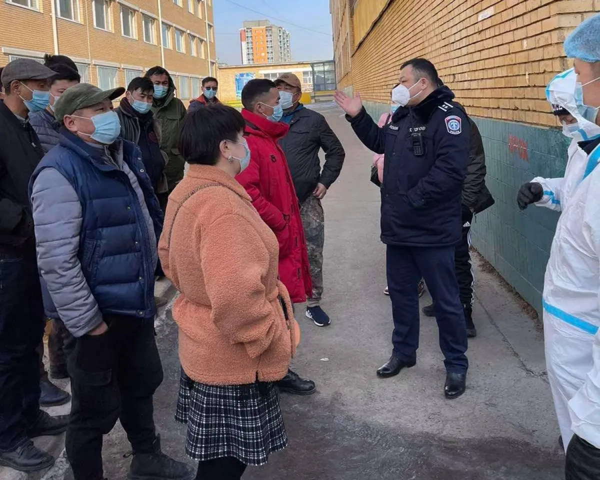 Д.Тамир: Цаг аваагүй иргэд дараалалд зогсож, ачаалал үүсгэж байна