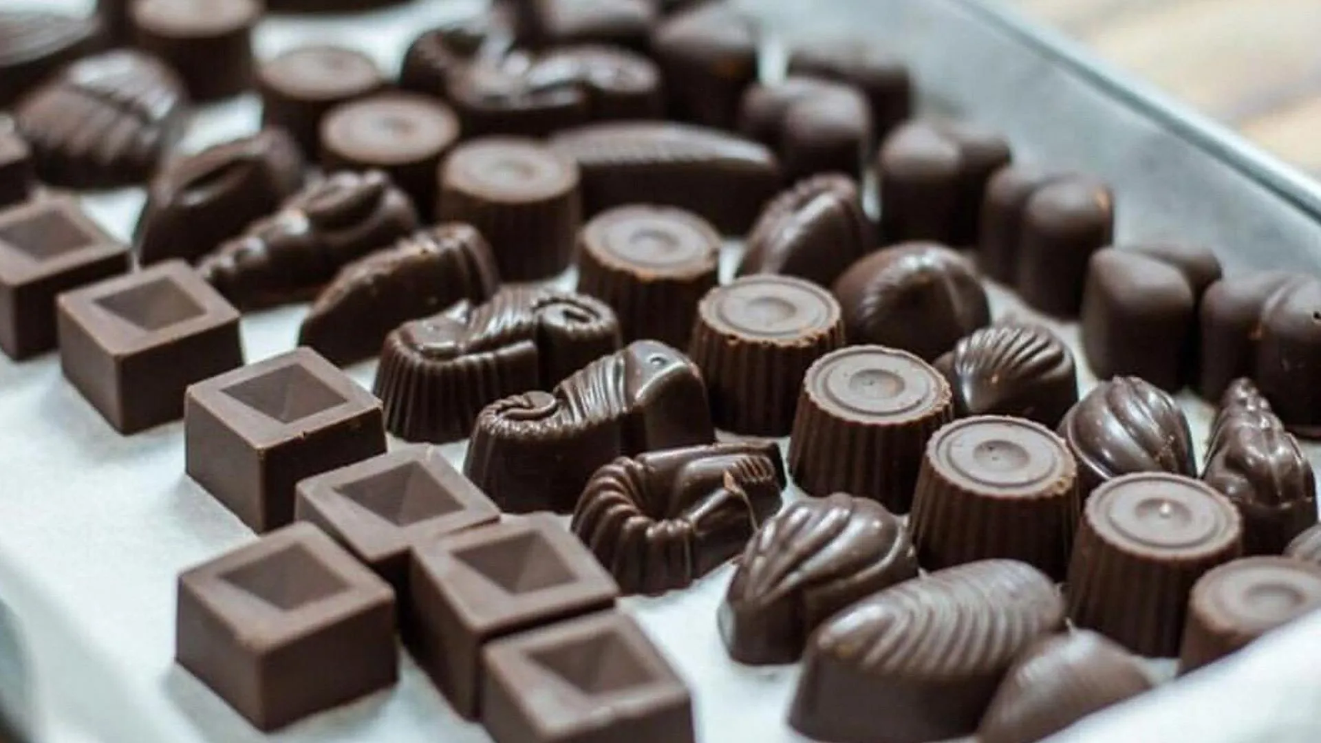 legacy:upload/images/ni/2020/11/04/How-to-make-chocolate-at-home-1920x1080-154208-2037945511.jpeg