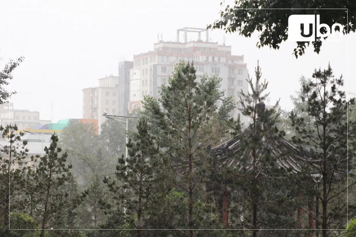 ТӨЛӨВ: Алтай, Хангай, Хөвсгөл, Хэнтийн уулархаг нутгаар дуу цахилгаантай аадар бороо орно