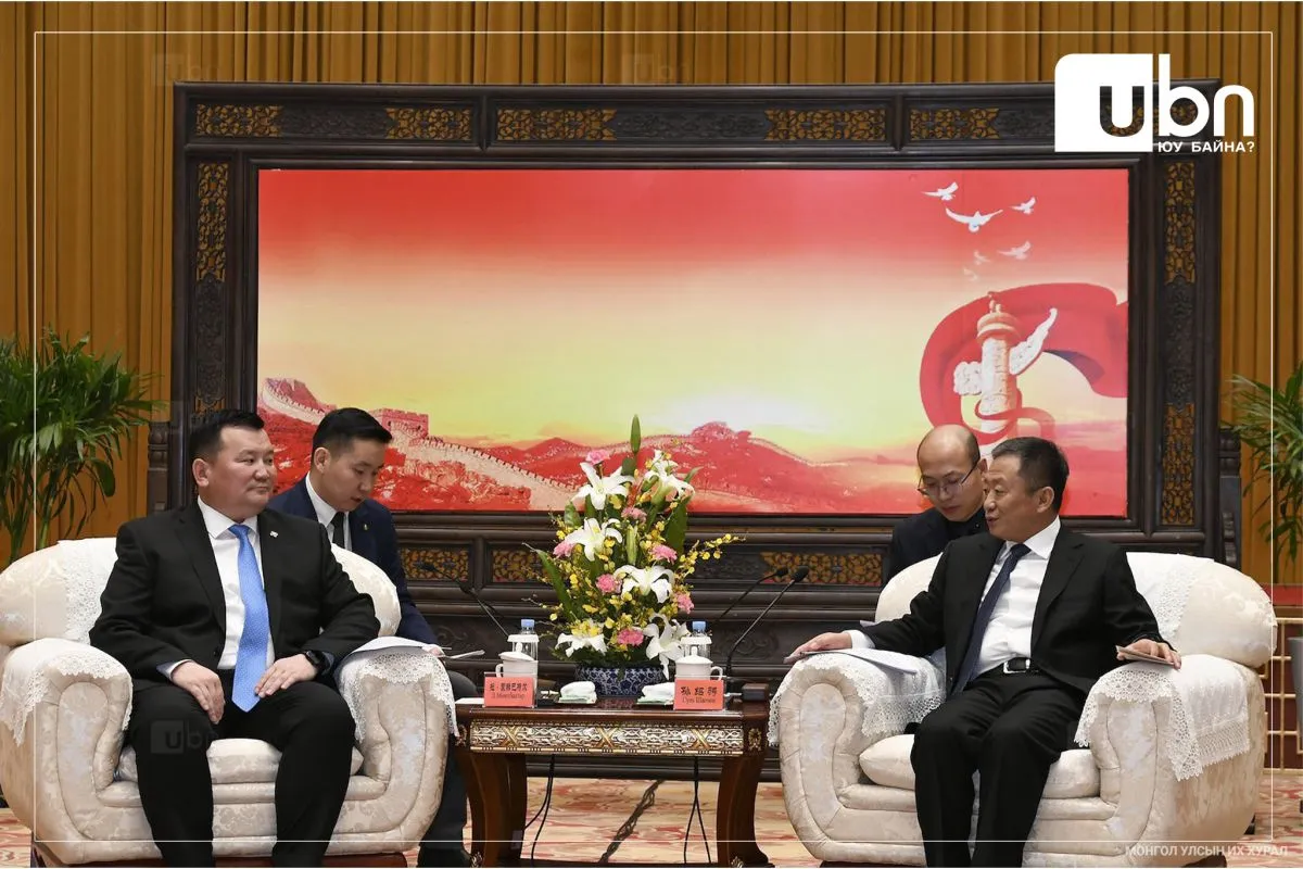 legacy:munkhbaatar gishuun/ailchlal hyatad/ailchlal1.jpg