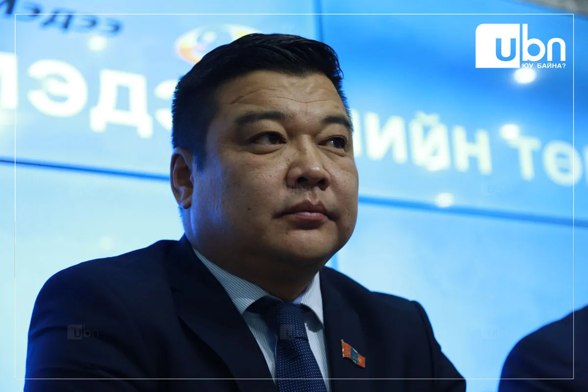 Б.Дэмбэрэл: Хандалт авч, судалгаа хийхийн тулд “2000 шил архи асгана”гэж жиргэсэн