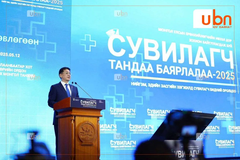 Ерөнхийлөгч У.Хүрэлсүх: Сувилагчдын тоог нэмэх, мэргэшүүлэх, мэргэжлийнх нь үнэ цэнийг таниулахад онцгой анхаарах шаардлагатай