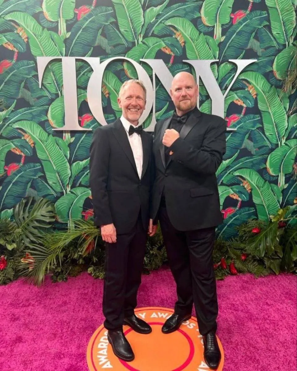 “Тамгагүй төр” жүжгийн лууг урлагч Ник Барнесс “Tony awards-2023”-ийн шилдэгээр тодорчээ