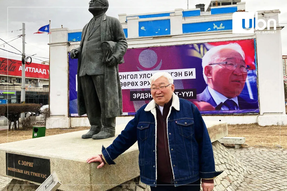 Э.Бат-Үүл өнөөдөр С.Зоригийн хөшөөнд очиж, хүндэтгэл үзүүлжээ